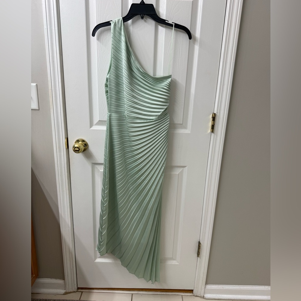 Badgley Mischka One-Shoulder Pleated Mint Dress